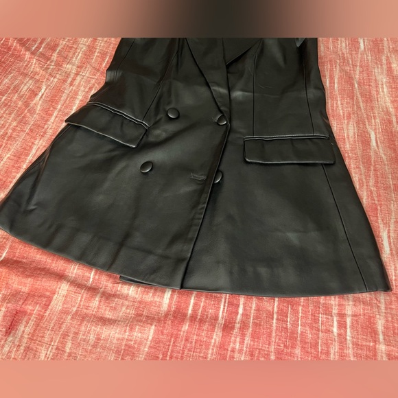 NWT JASON WU Double Breasted Lapel Faux Leather Black Sleeveless Vest sz M - Picture 5 of 6